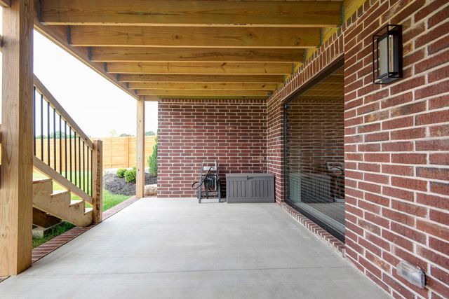 1837 E Cobblestone Drive, Ozark, MO 65721