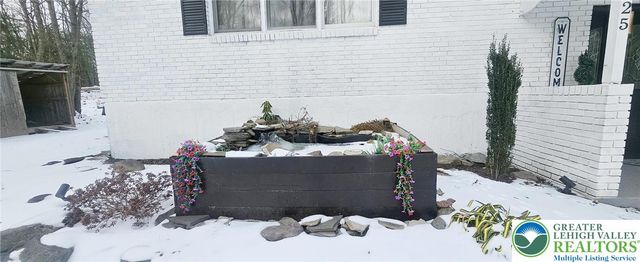 525 Black Oak Drive, Pocono Twp, PA 18372