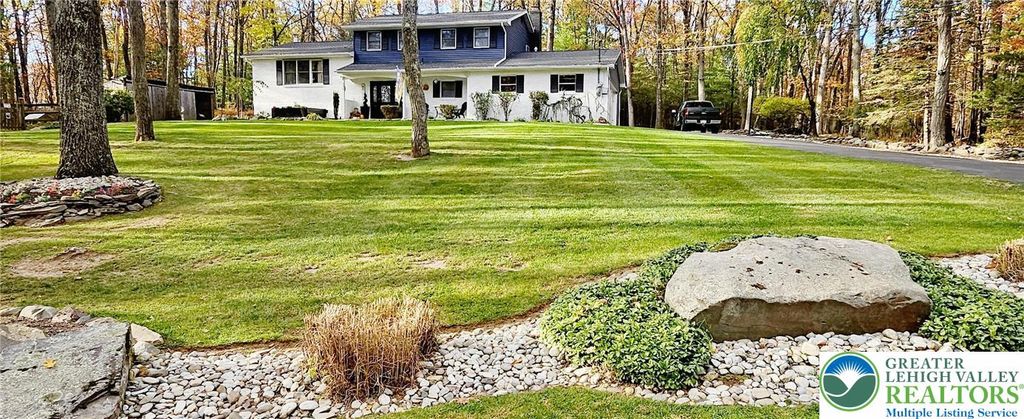 525 Black Oak Drive, Pocono Twp, PA 18372