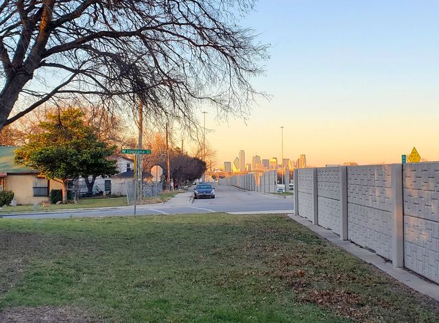 322 W Louisiana Avenue, Dallas, TX 75224