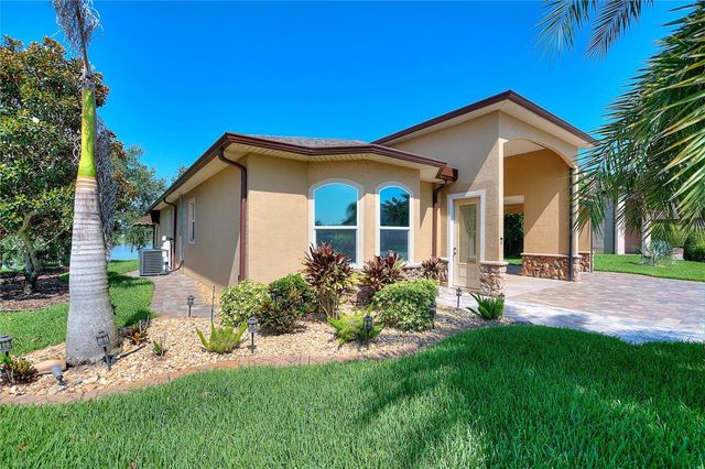 492 MEANDERING WAY, Polk City, FL 33868