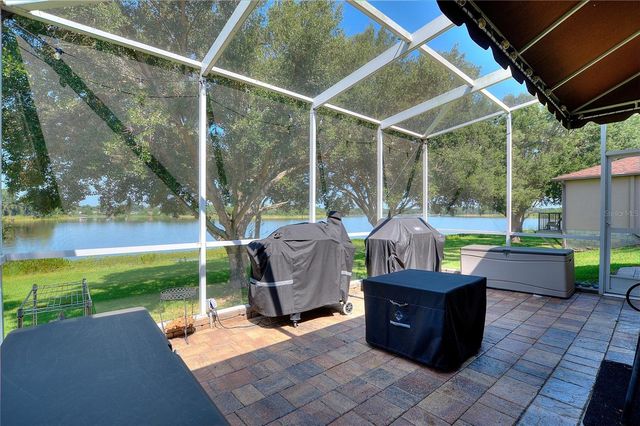 492 MEANDERING WAY, Polk City, FL 33868