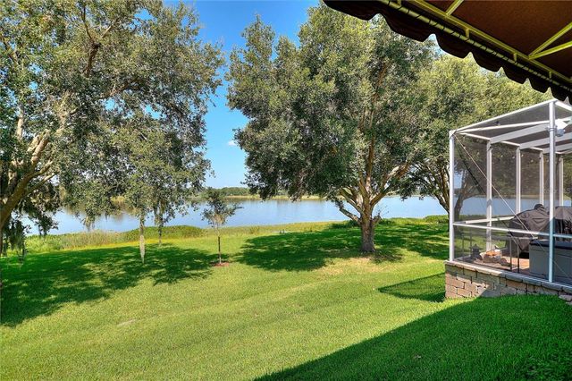 492 MEANDERING WAY, Polk City, FL 33868