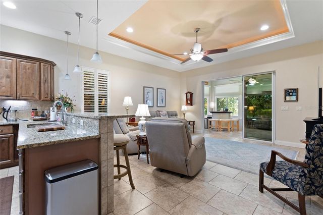 492 MEANDERING WAY, Polk City, FL 33868