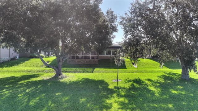492 MEANDERING WAY, Polk City, FL 33868