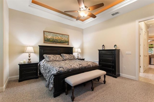 492 MEANDERING WAY, Polk City, FL 33868