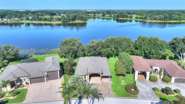 492 MEANDERING WAY, Polk City, FL 33868
