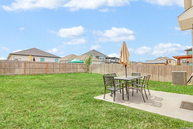 547 DEER CREST DR, New Braunfels, TX 78130