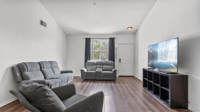 1890 Chambery Pl 2336, Chula Vista, CA 91913