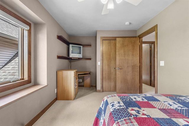 W7415 RIDGETOP DRIVE, Neenah, WI 54956