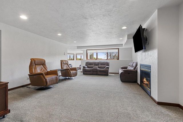 W7415 RIDGETOP DRIVE, Neenah, WI 54956