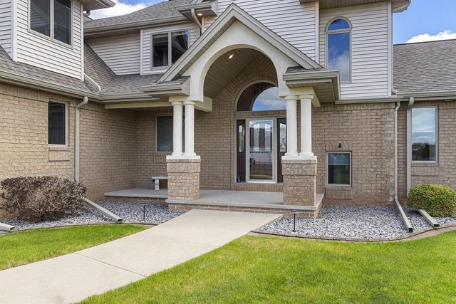 W7415 RIDGETOP DRIVE, Neenah, WI 54956