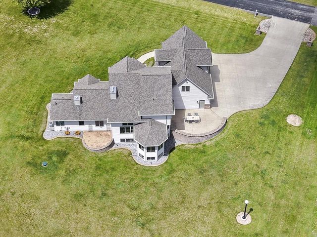 W7415 RIDGETOP DRIVE, Neenah, WI 54956