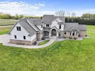 W7415 RIDGETOP DRIVE, Neenah, WI 54956