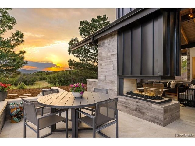 1950 W Wolfensberger Ct, Castle Rock, CO 80109