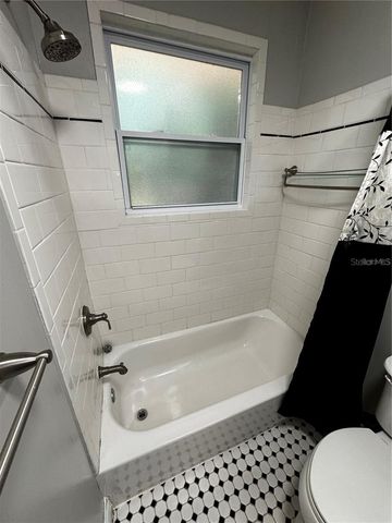 320 N RHODES STREET, Mount Dora, FL 32757