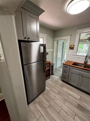 320 N RHODES STREET, Mount Dora, FL 32757