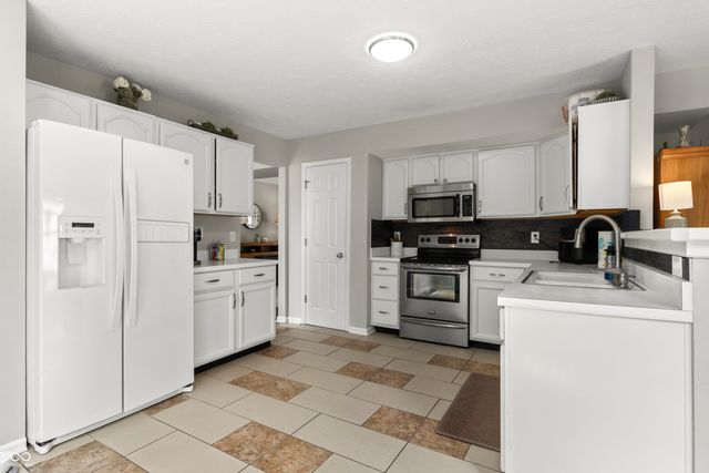 17480 Dalton Court, Noblesville, IN 46062
