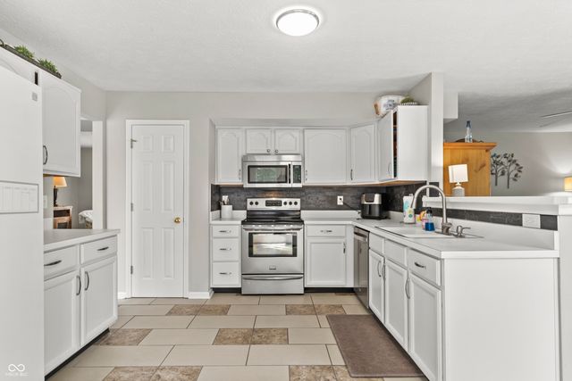 17480 Dalton Court, Noblesville, IN 46062