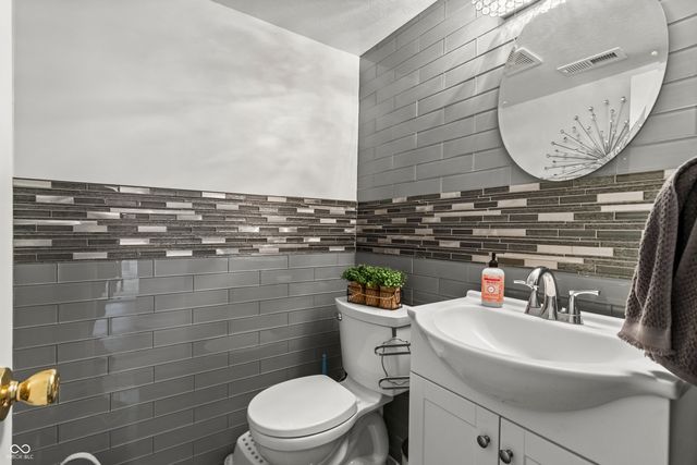 17480 Dalton Court, Noblesville, IN 46062