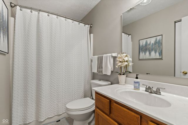 17480 Dalton Court, Noblesville, IN 46062