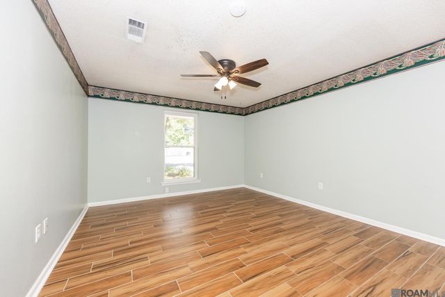 1224 Rue Desiree, Baton Rouge, LA 70810