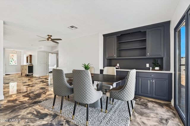 10128 W PINEHURST Drive, Sun City, AZ 85351
