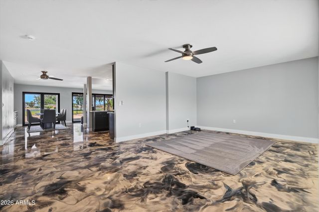 10128 W PINEHURST Drive, Sun City, AZ 85351