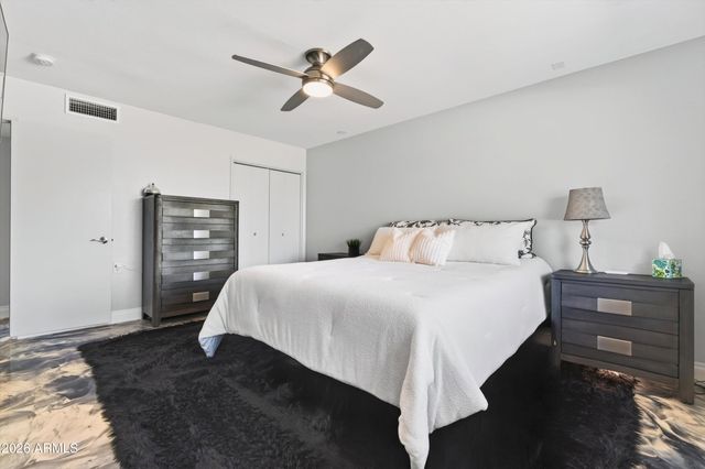 10128 W PINEHURST Drive, Sun City, AZ 85351