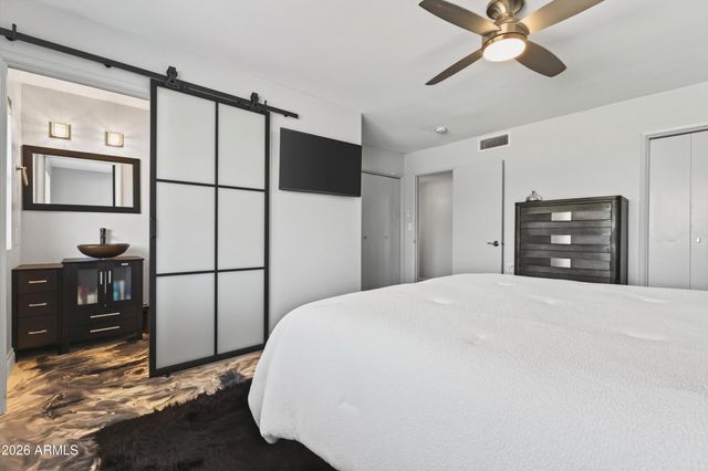 10128 W PINEHURST Drive, Sun City, AZ 85351