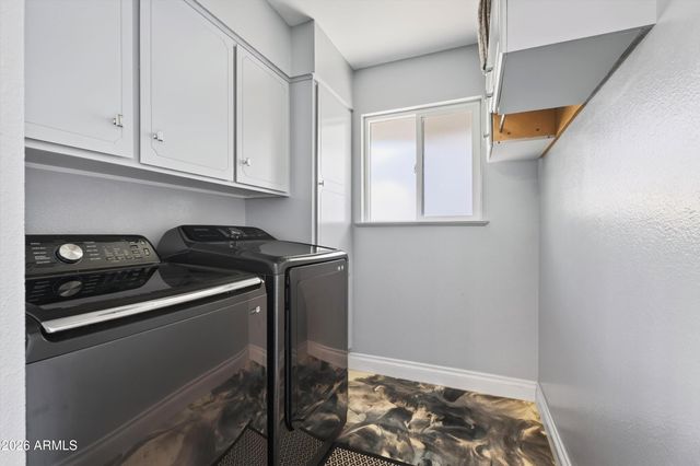 10128 W PINEHURST Drive, Sun City, AZ 85351