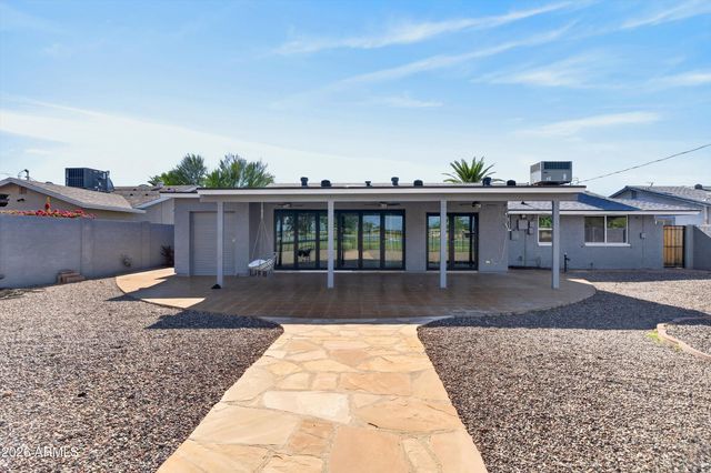 10128 W PINEHURST Drive, Sun City, AZ 85351