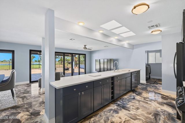 10128 W PINEHURST Drive, Sun City, AZ 85351