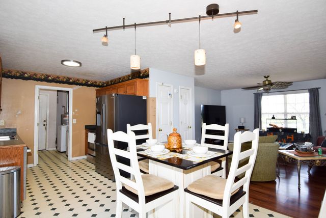 100 Megann Dr, Portland, TN 37148