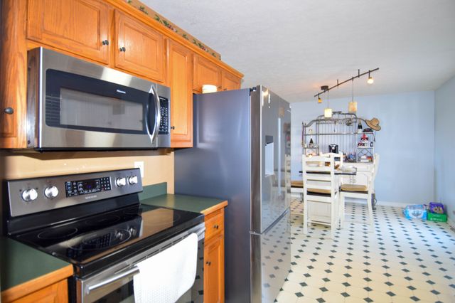 100 Megann Dr, Portland, TN 37148