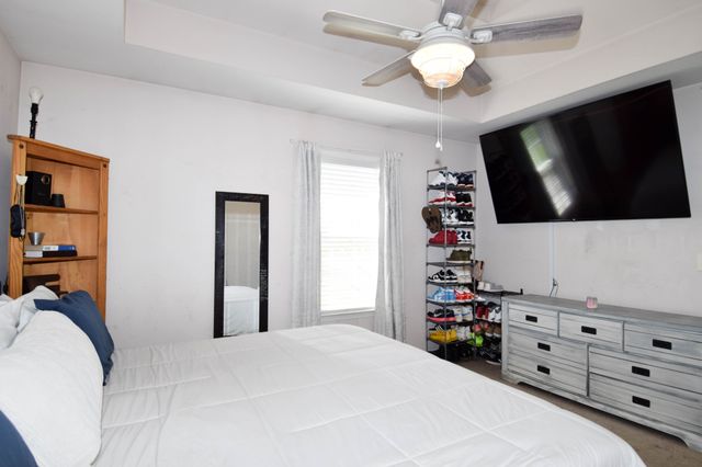 100 Megann Dr, Portland, TN 37148