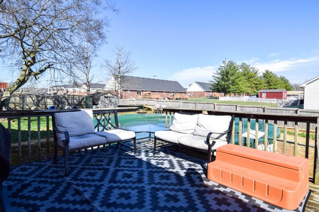 100 Megann Dr, Portland, TN 37148