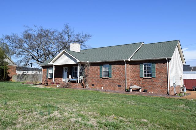 100 Megann Dr, Portland, TN 37148