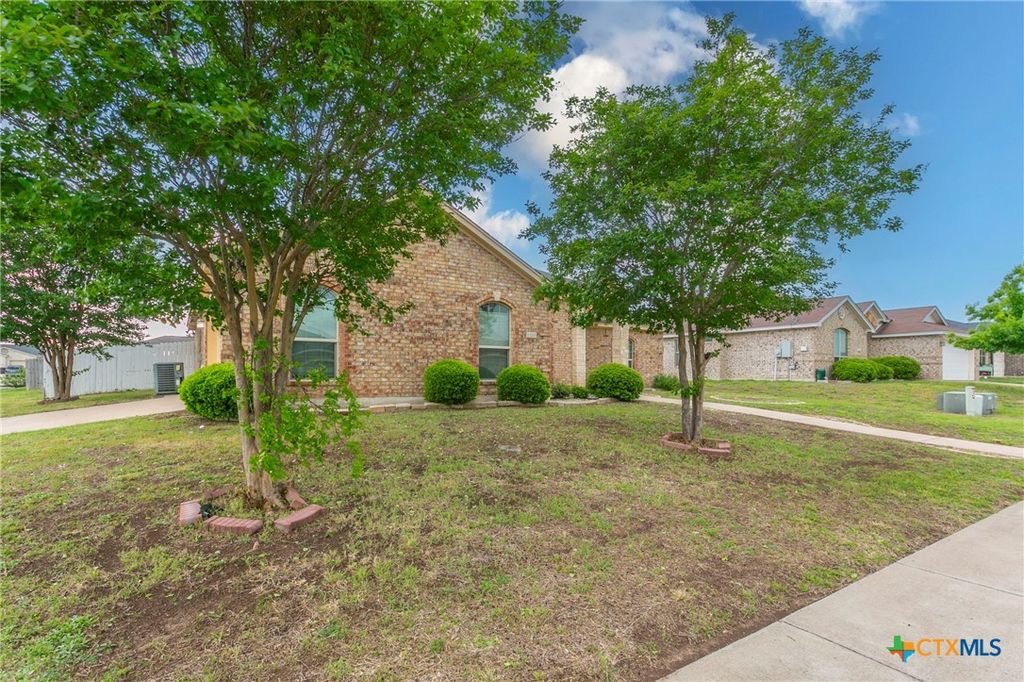 1200 Vanguard Lane, Killeen, TX 76549