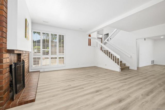 40 Canyon Ridge 3, Irvine, CA 92603