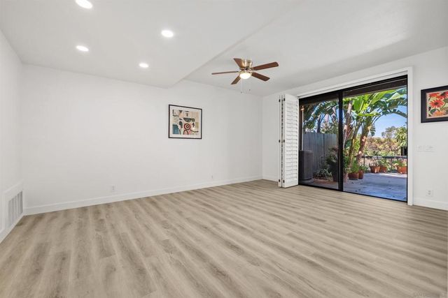 40 Canyon Ridge 3, Irvine, CA 92603