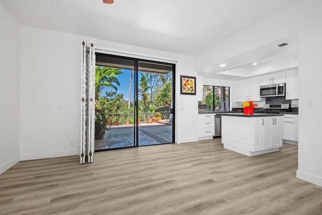 40 Canyon Ridge 3, Irvine, CA 92603