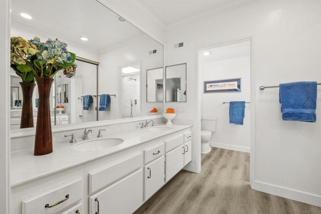 40 Canyon Ridge 3, Irvine, CA 92603