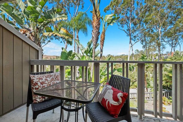 40 Canyon Ridge 3, Irvine, CA 92603