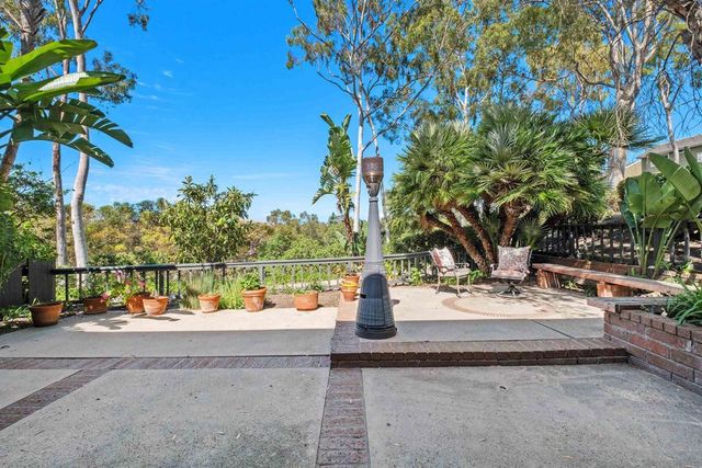 40 Canyon Ridge 3, Irvine, CA 92603