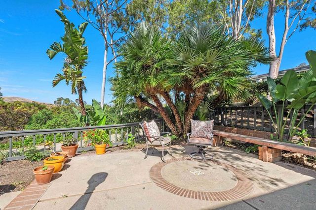 40 Canyon Ridge 3, Irvine, CA 92603