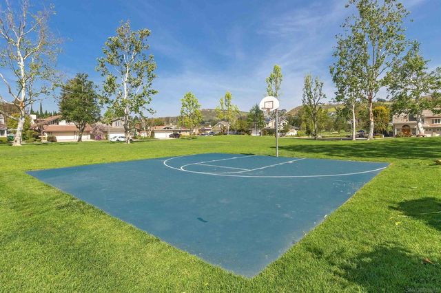 40 Canyon Ridge 3, Irvine, CA 92603