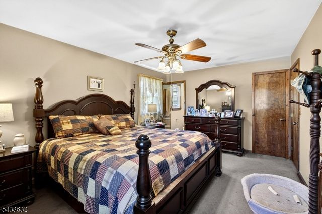 115 Fairview Dr, Branchburg Twp., NJ 08853