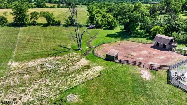 115 Fairview Dr, Branchburg Twp., NJ 08853