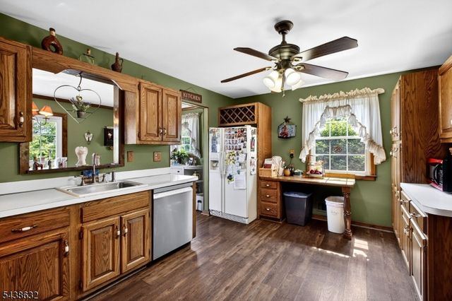 115 Fairview Dr, Branchburg Twp., NJ 08853